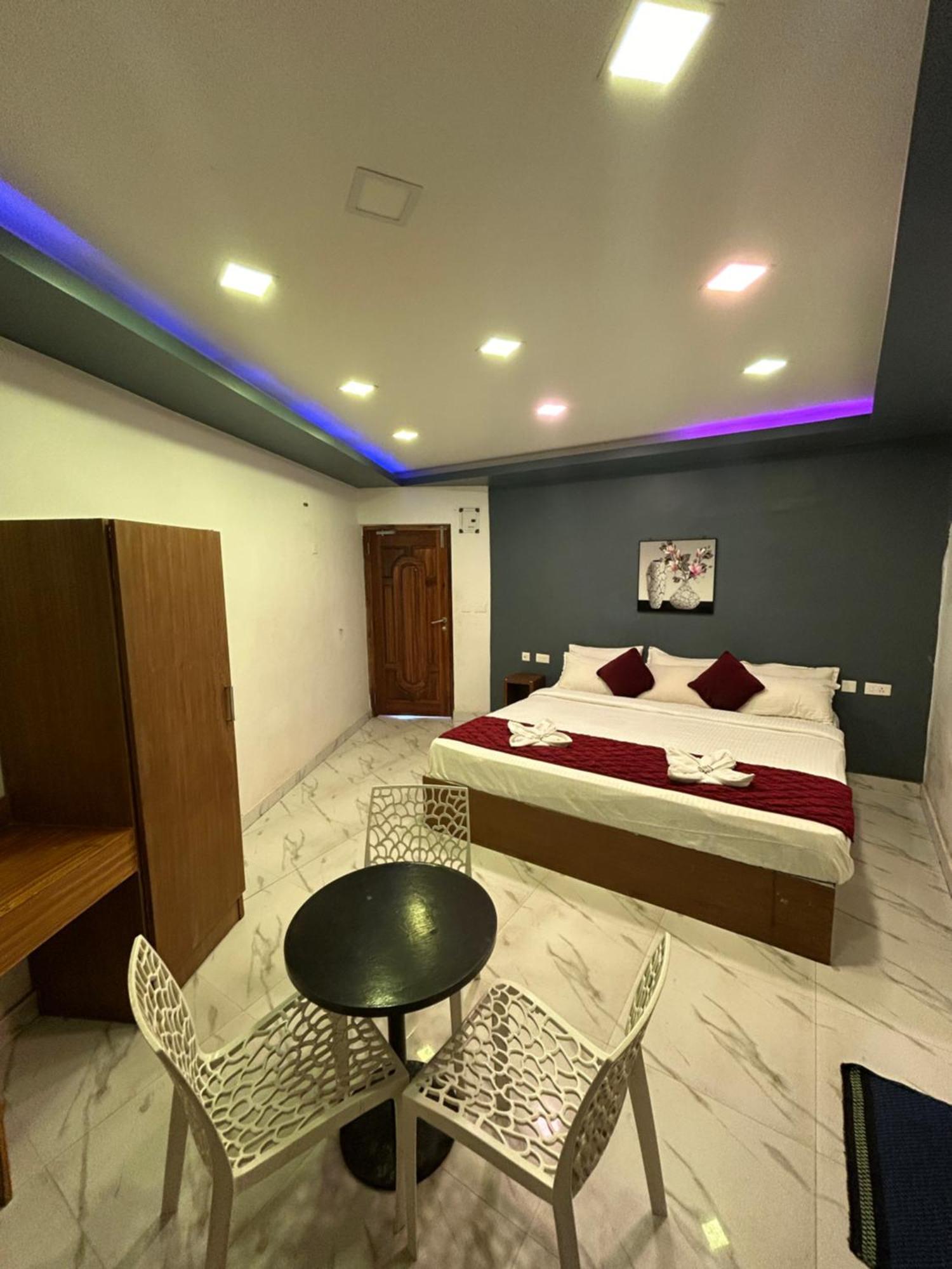 G Hotel Kottakuppam Exterior photo